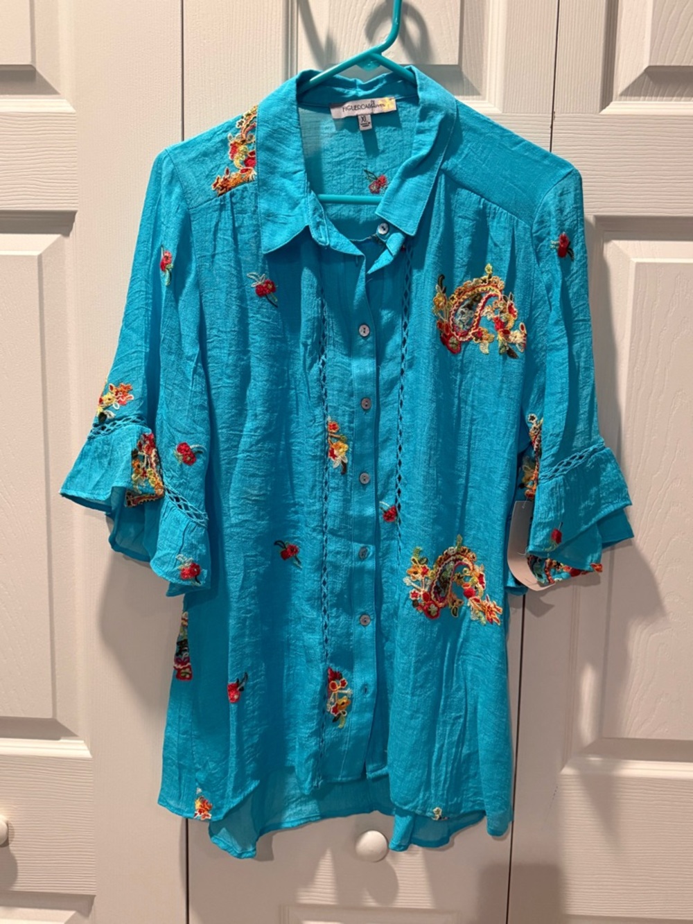 # NWT Women's XL Turquoise Embroidered Button-Down Boho Shirt